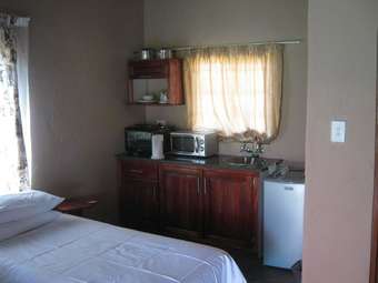 Hotel Noma Nini Lodge And Restaurant