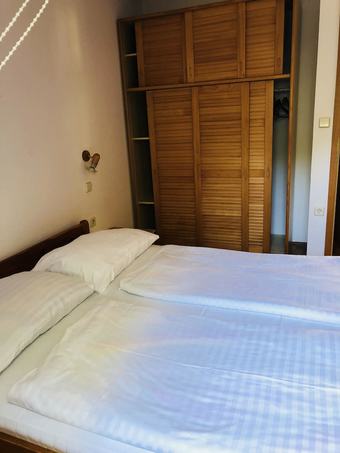 Hotel Extraordinary Apartment & Mobile Home