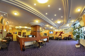 Alexandra ?port Hotel