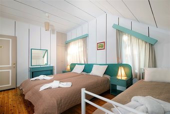 Koutsikouris Hotel