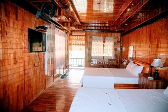 Thung Nham Hotel & Resort