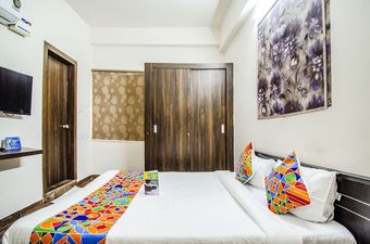 Hotel Fabescape Himadri Inn