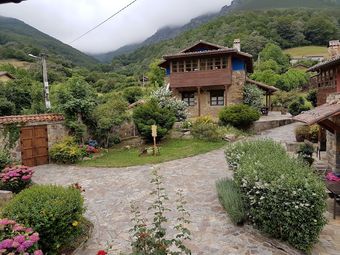 Alojamientos Rurales Valle De Bueida