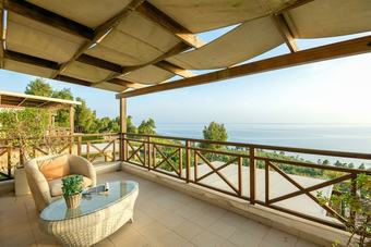 Gleize Amazing Sea View Villa