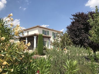 G�te Moderne - Terres De La Font