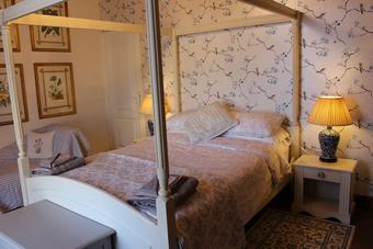 Bed & Breakfast Number 14