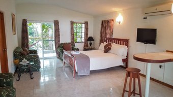 Hotel Roaring River Golf & Accommodations