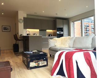 Royal Arsenal Apartment With Great Views