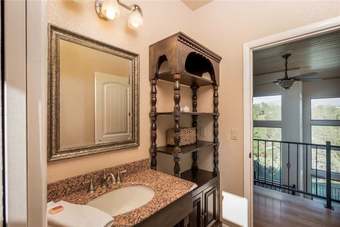 Adobe Mountain Views - Four Bedroom Cabin With Hot Tub