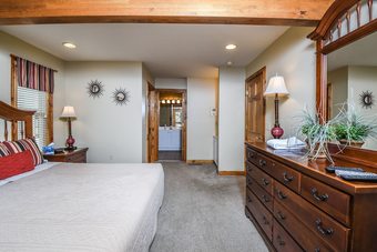 Constantly Cozy 6 Bedroom House