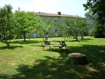 Bed & Breakfast Le Logis De Faugerit