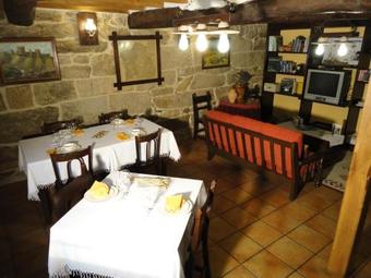 Hostal Casa Rural Rectoral De Cand�s