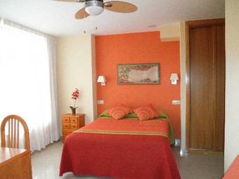 Hostal Pension Areas