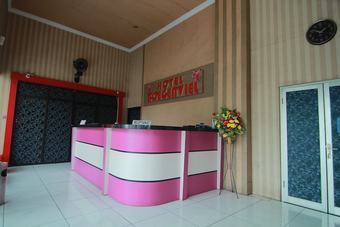 Bed & Breakfast Hotel Boegenviel Syariah