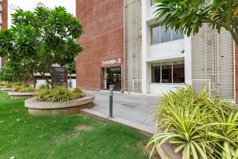 Hotel Vinnca Amba Suites