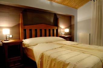 Apartamentos La Borda De Marco