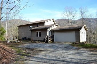 Cabana Comfy Mountain Home Near Everything Yet Private - Houses For Rent In Hendersonville