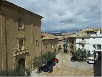 Apartamentos Vino Tinto