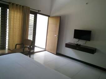 Hotel Nijaguna Resorts & Spa