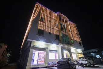 Oyo 26857 Hotel Ps Royal Heritage