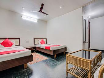 Hotel Oyo 26211 Sekhar's Rest House