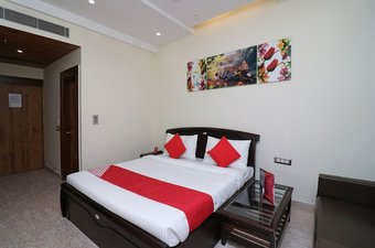 Oyo 18999 Flagship Prakash Continental Hotel