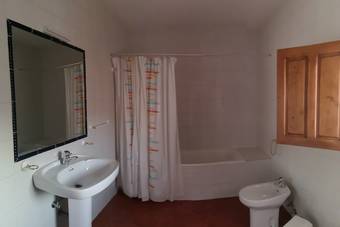 Apartamentos El Rinc�n De Yegen - Near Puente De La Tableta