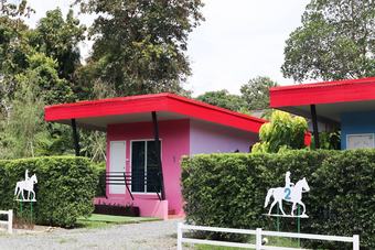 Hotel Pee Mamia Cottage