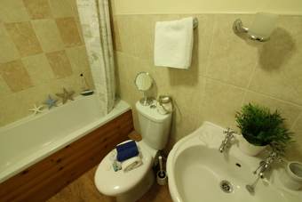 Hotel Roomtel Riverside Suites