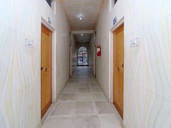 Hotel Oyo 27935 Riverview Resort