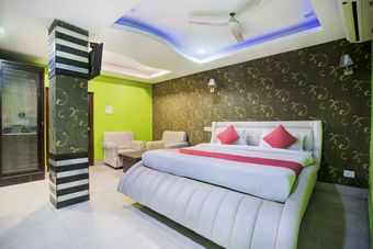 Hotel Oyo 5968 The Silver International