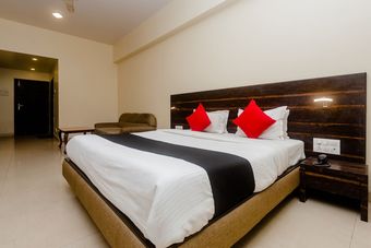 Capital O 27600 Hotel Sai Plaza