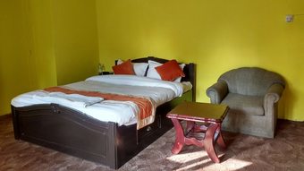 Yellow Durbar Apartment And Lounge
