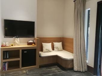 Hotel Huanghsan Su House