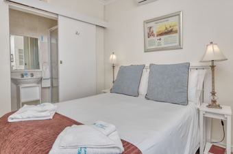 Bed & Breakfast Mermaid Guest House