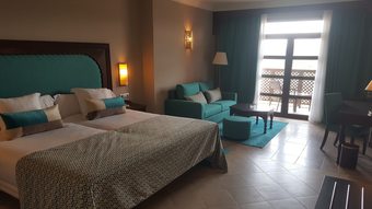 Hotel Oasis Blue Pearl