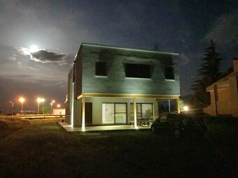 House With 5 Bedrooms In Corfinio, With Wonderful Mountain View And Furnished Terrace