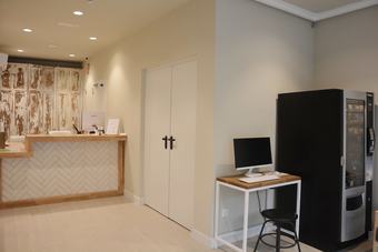 Hotel You & Co. Saler Beach Boutique