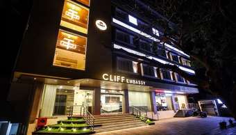 Hotel Cliff Embassy Banquet & Suites