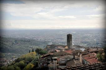 House With 2 Bedrooms In Massa E Cozzile, With Wonderful Mountain View, Enclosed Garden And Wifi - 50 Km From The Beach