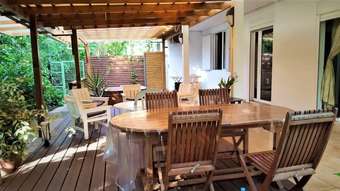 Apartment With 3 Bedrooms In Bois-de-n�fles Saint-paul, With Wonderful Sea View, Enclosed Garden And Wifi - 15 Km From The Beach