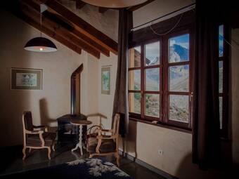 La Caba�a Del Valleyu