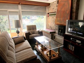 House With 4 Bedrooms In Pradoluengo, With Wonderful Mountain View And Enclosed Garden