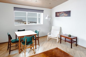 Hotel Guesthouse And Gallery