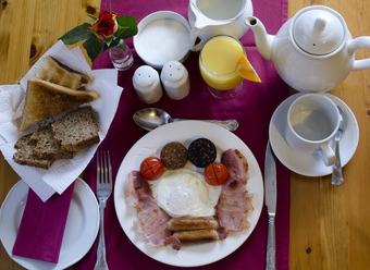 Hotel Kennys Guesthouse