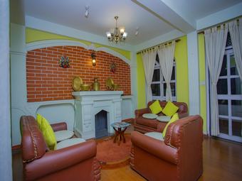 Hotel Oyo 307 Hari's Home