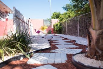 Hotel Cocoplum Rest N Hideaway 1