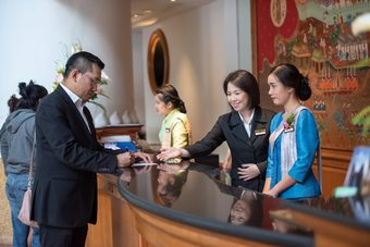 Montien Riverside Hotel