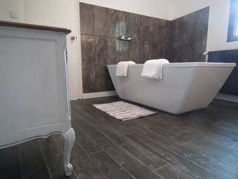 No 6 Bed & Breakfast