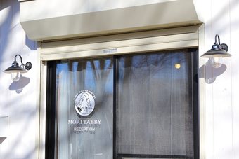 Cabana Tiny House Hotel Moritabby